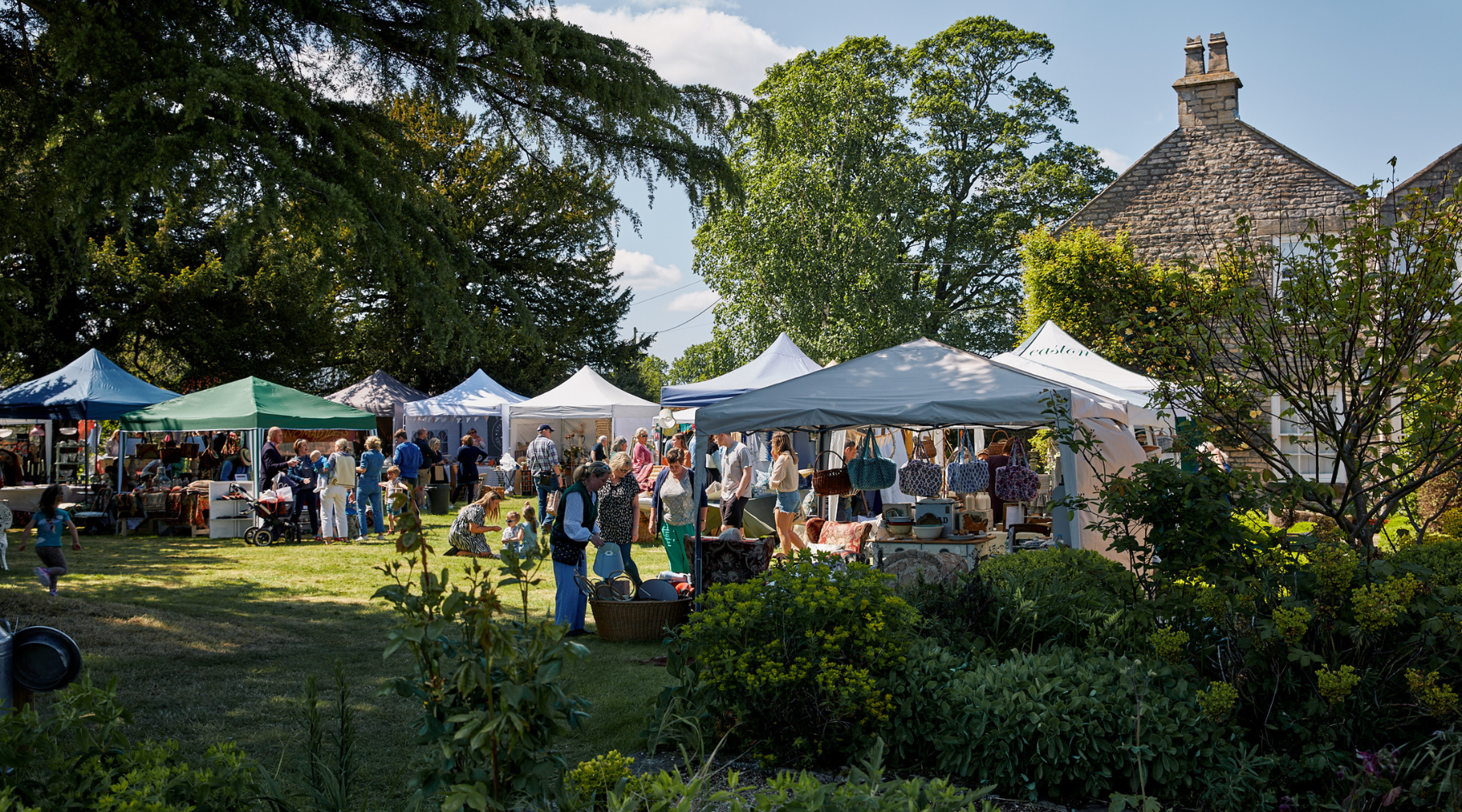 The Best Places to Hunt for Vintage Treasures in the Nottswolds