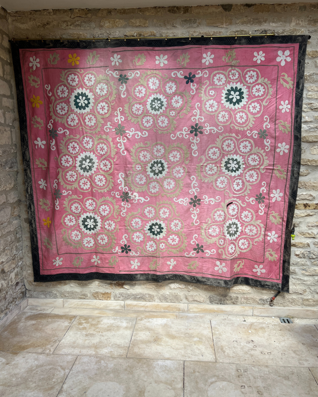 Extra Large Suzani 031