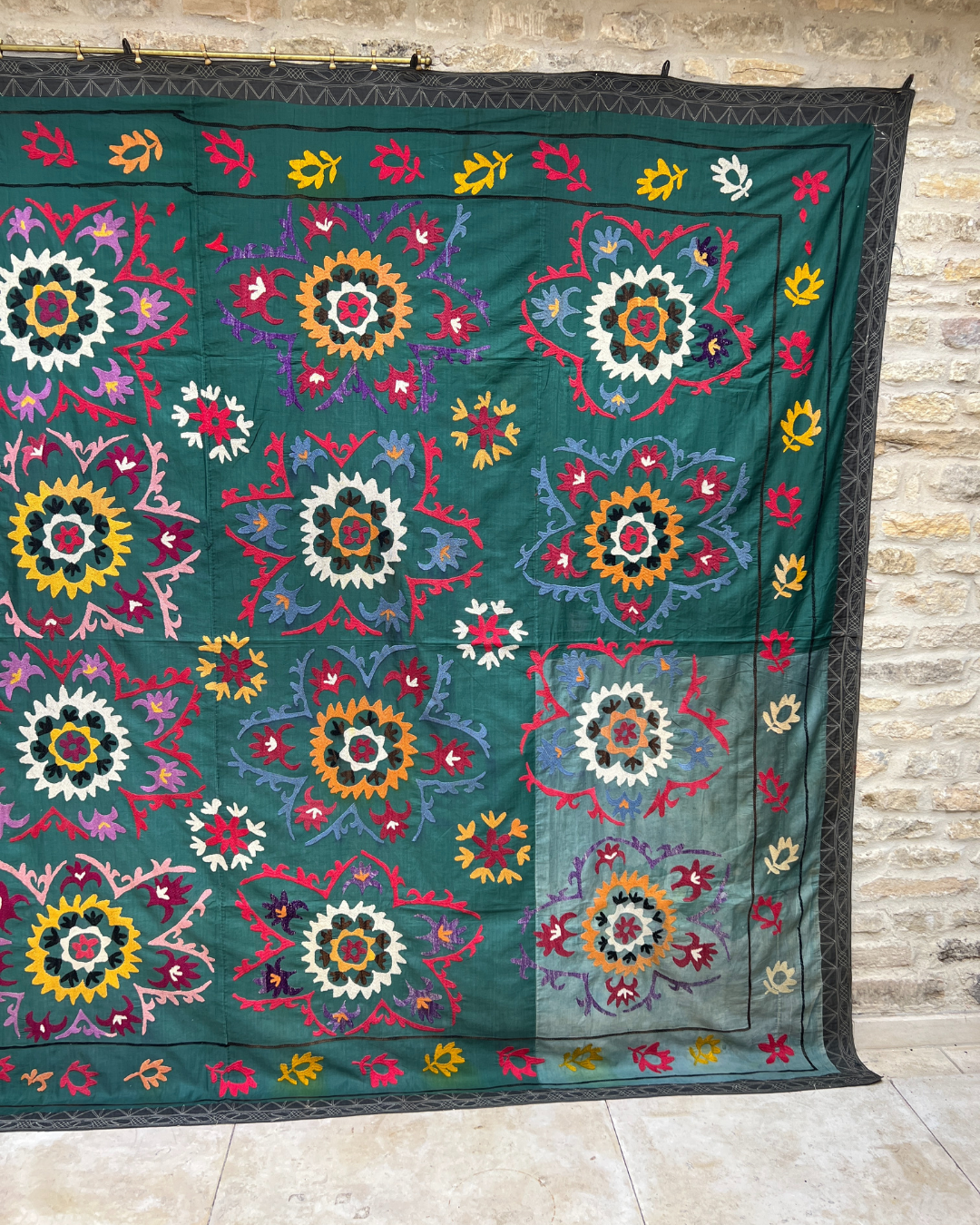 Extra Large Suzani 034
