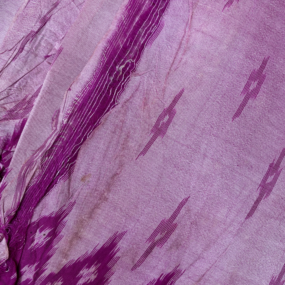
                      
                        Vintage Silk Sari 132
                      
                    