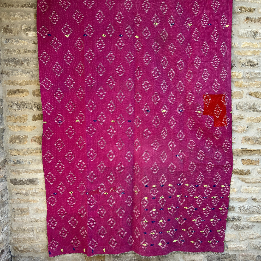 
                      
                        Midweight Kantha Quilt No. 799
                      
                    