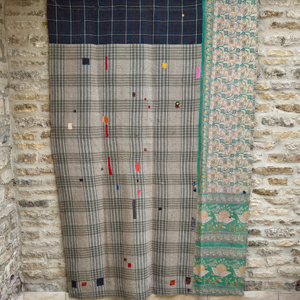 
                      
                        Midweight Kantha Quilt No. 847
                      
                    