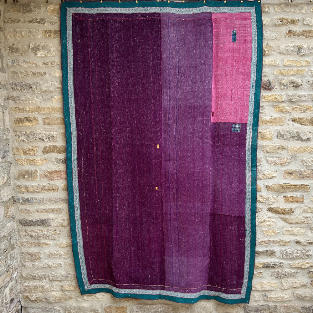 
                      
                        Midweight Kantha Quilt No. 846
                      
                    