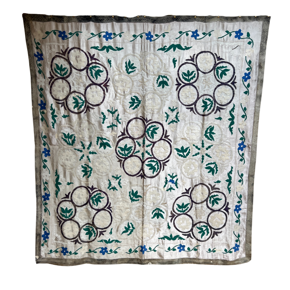 
                      
                        Extra Large Suzani 033
                      
                    