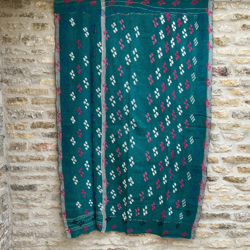 
                      
                        Midweight Kantha Quilt No. 037
                      
                    