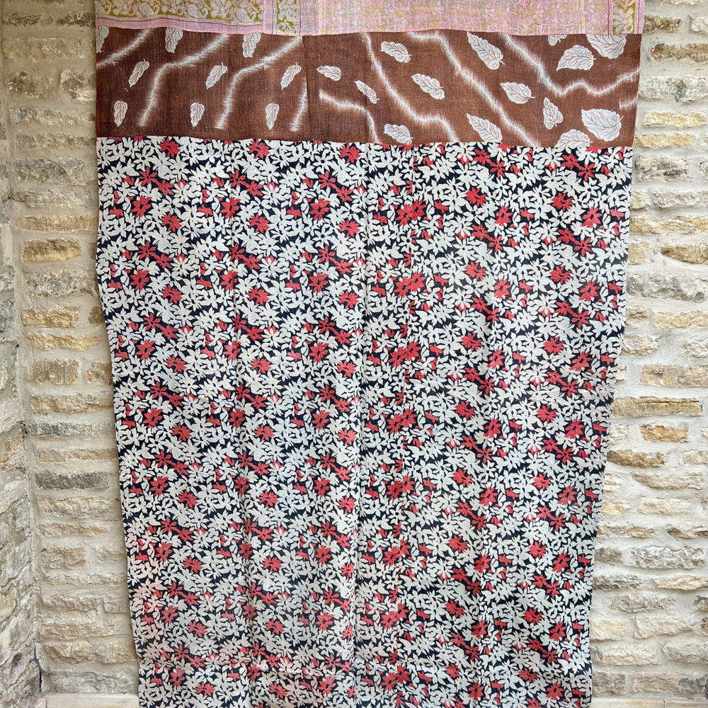 
                      
                        Midweight Kantha Quilt No. 019
                      
                    