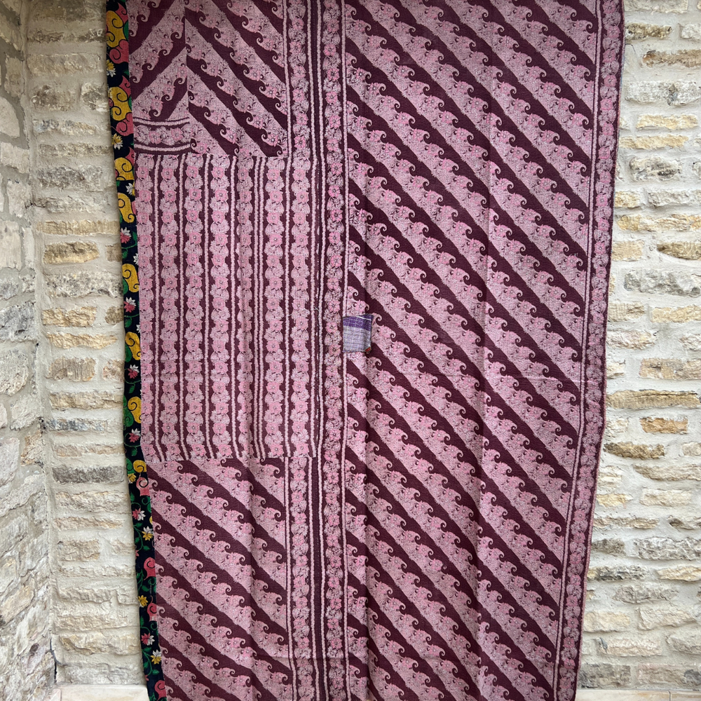 
                      
                        Midweight Kantha Quilt No. 034
                      
                    