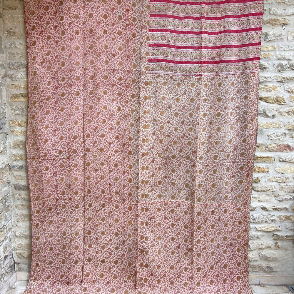 
                      
                        Midweight Kantha Quilt No. 041
                      
                    