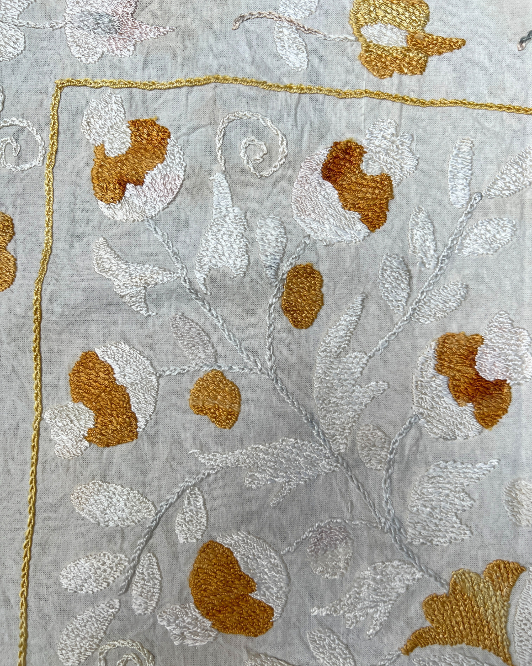 Extra Small Suzani 011