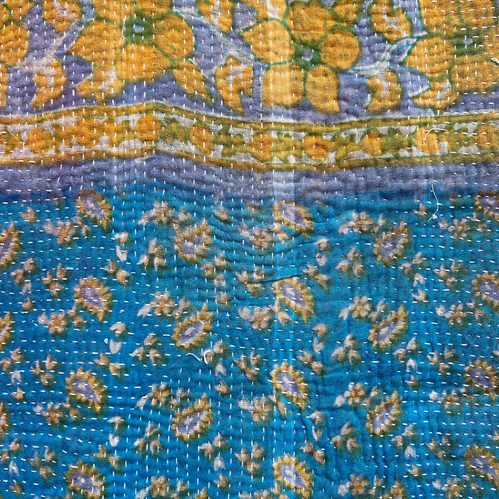 
                      
                        Midweight Kantha Quilt No. 031
                      
                    