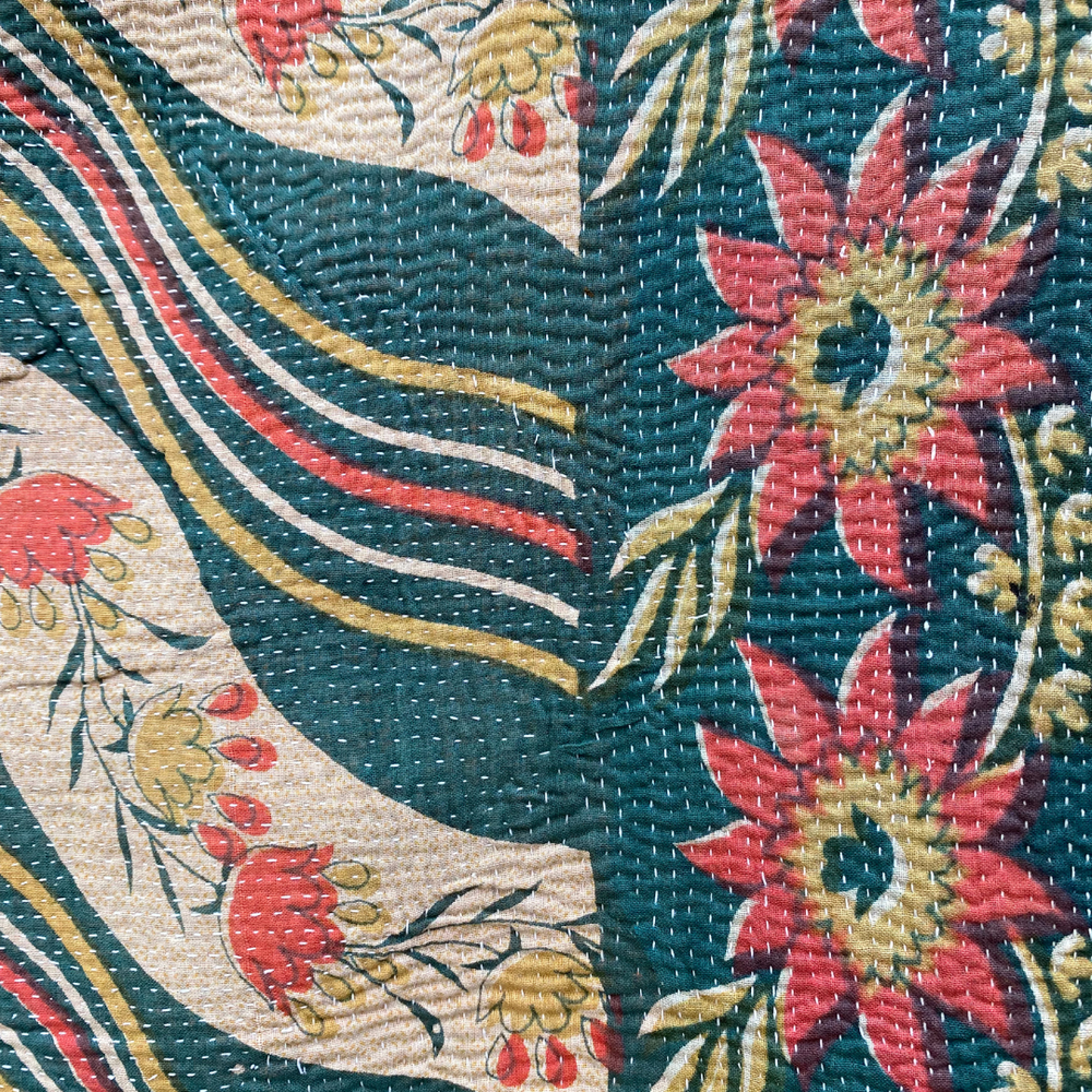 
                      
                        Midweight Kantha Quilt No. 039
                      
                    