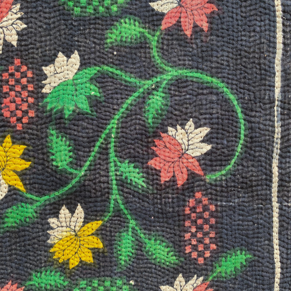 
                      
                        Midweight Kantha Quilt No. 034
                      
                    