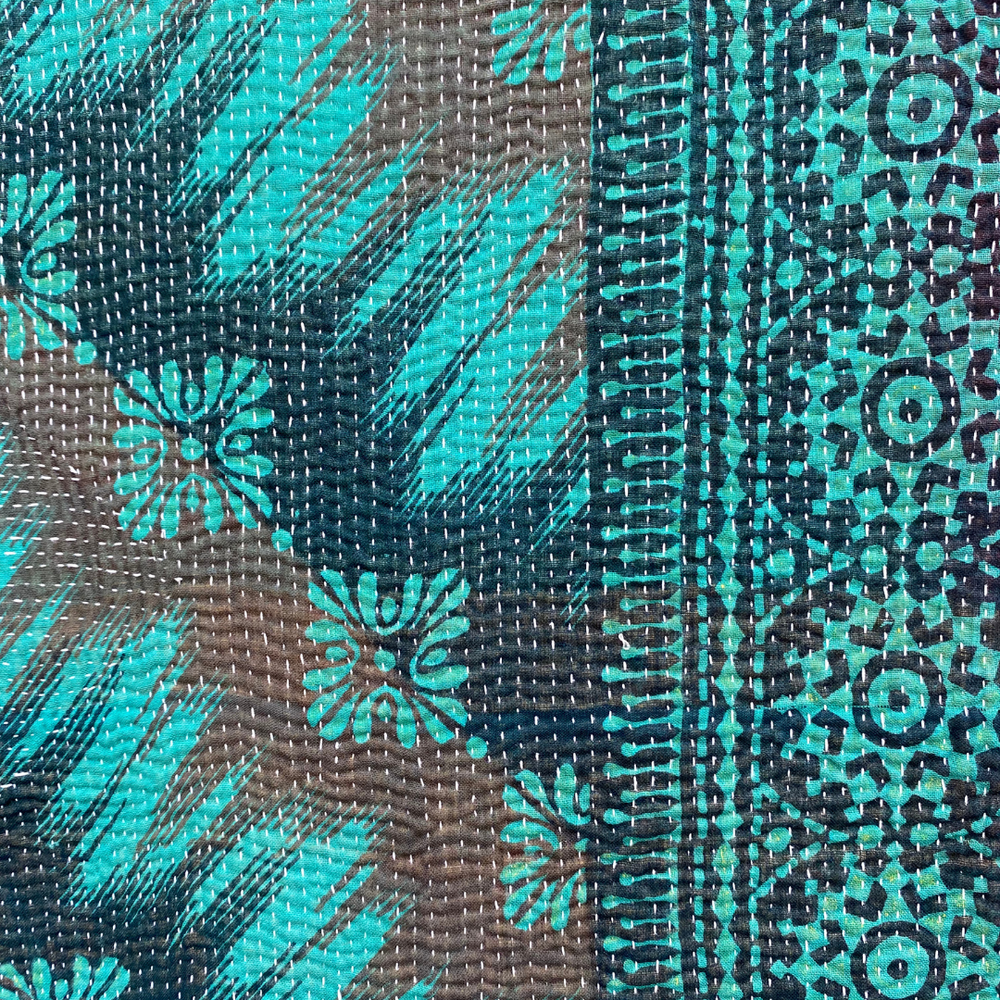 
                      
                        Midweight Kantha Quilt No. 039
                      
                    