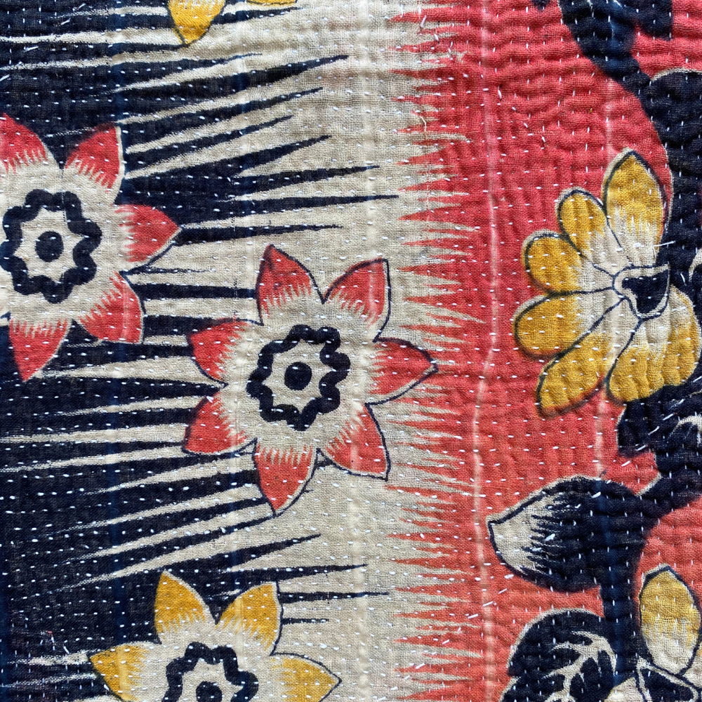 
                      
                        Midweight Kantha Quilt No. 031
                      
                    