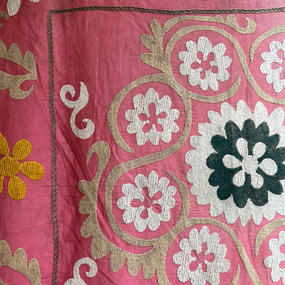 Extra Large Suzani 031