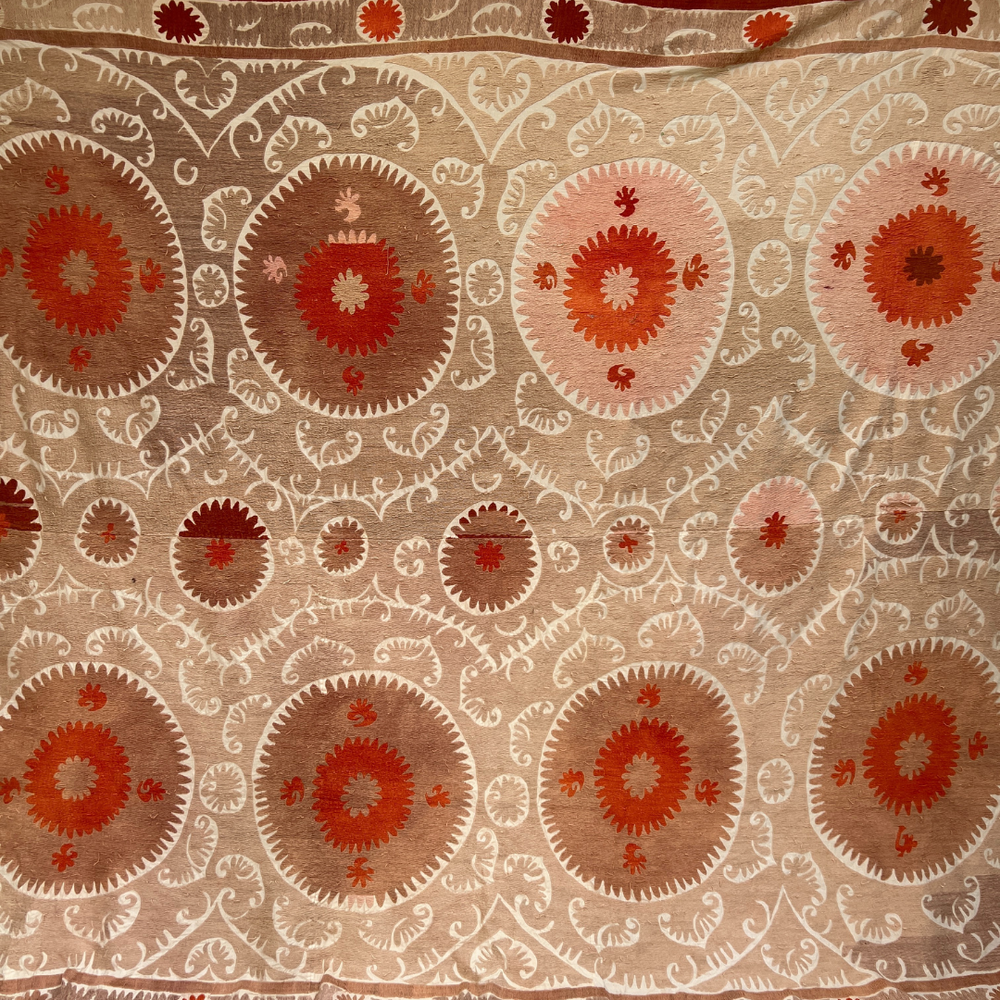 
                      
                        Extra Large Suzani 028
                      
                    