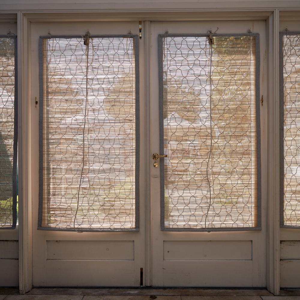 
                      
                        Chik Blind Sample
                      
                    