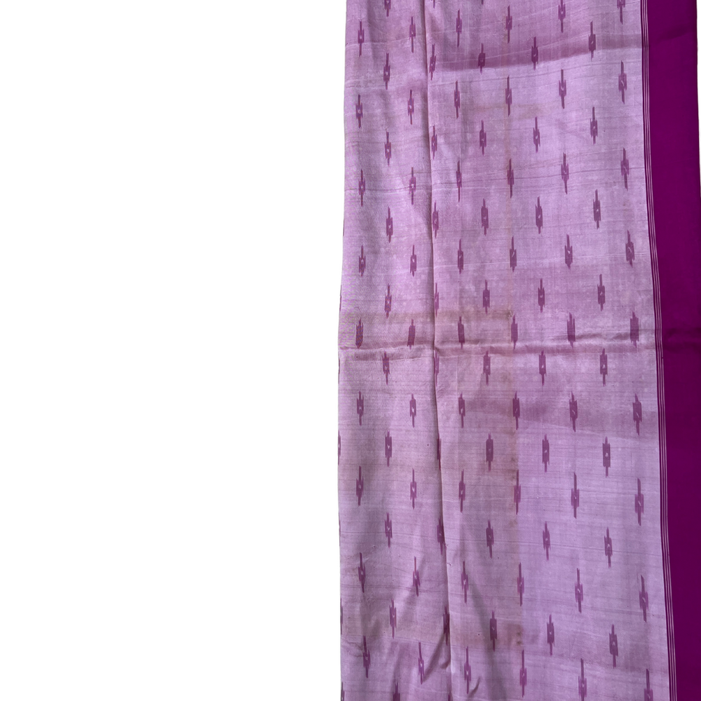 
                      
                        Vintage Silk Sari 132
                      
                    