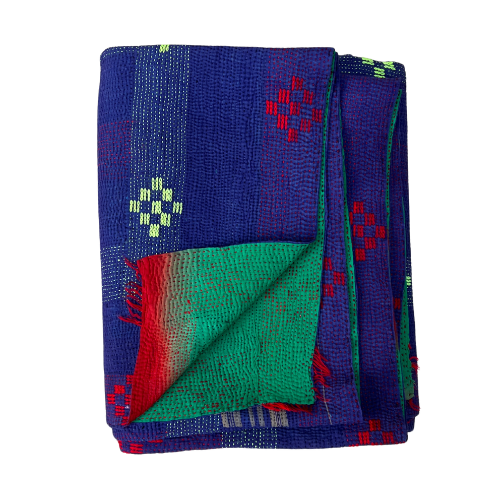 
                      
                        Midweight Kantha Quilt No. 045
                      
                    