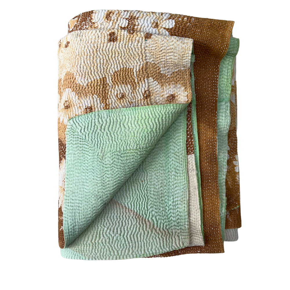 
                      
                        Midweight Kantha Quilt No. 047
                      
                    