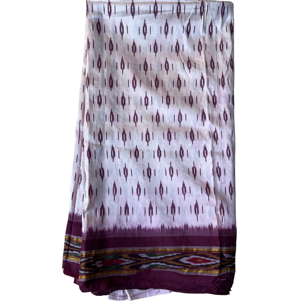 
                      
                        Vintage Silk Sari 141
                      
                    