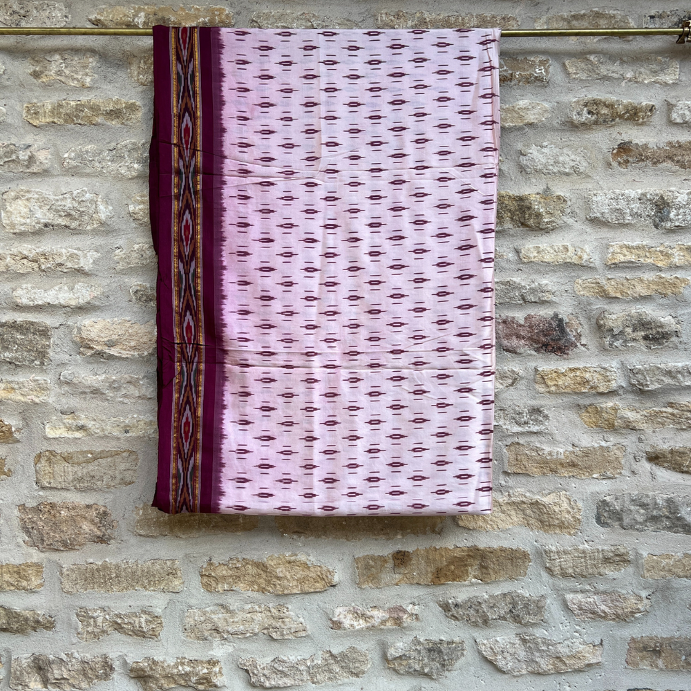 
                      
                        Vintage Silk Sari 141
                      
                    