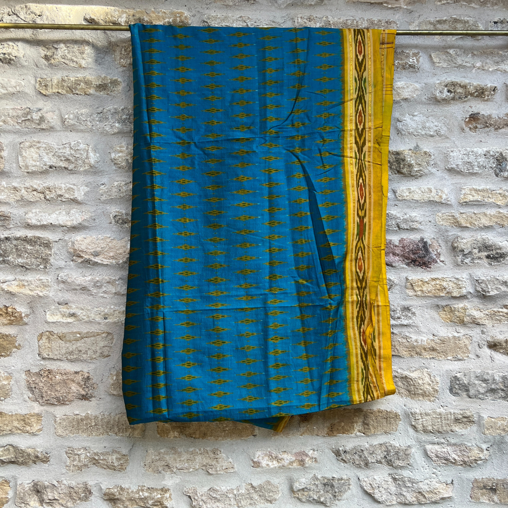 
                      
                        Vintage Silk Sari 147
                      
                    