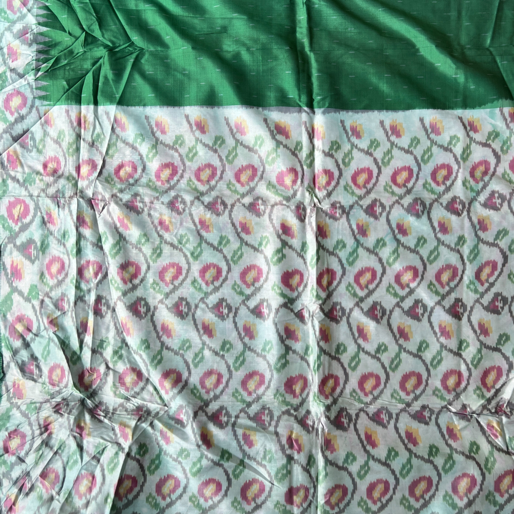 
                      
                        Vintage Silk Sari 151
                      
                    