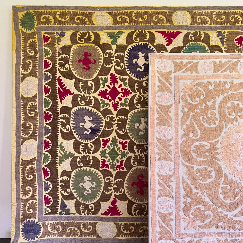 
                      
                        Medium Suzani 022
                      
                    