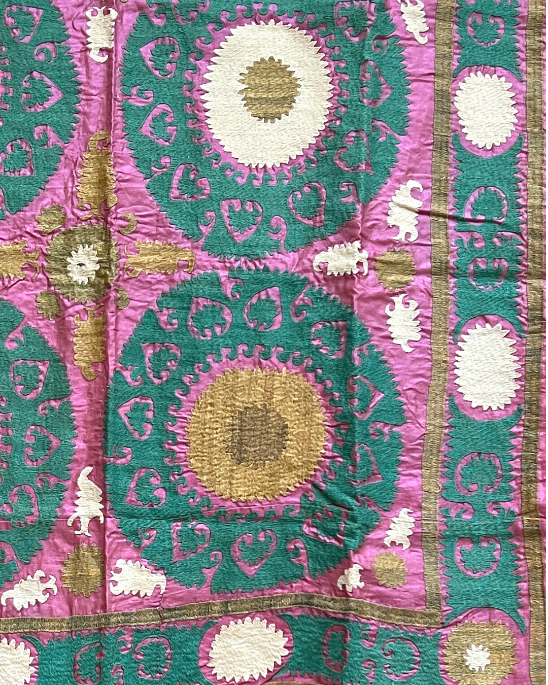 Medium Suzani 022