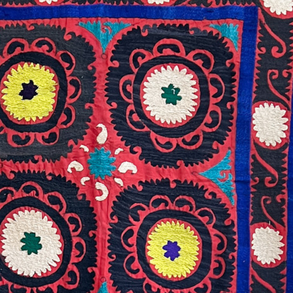 Medium Suzani 028